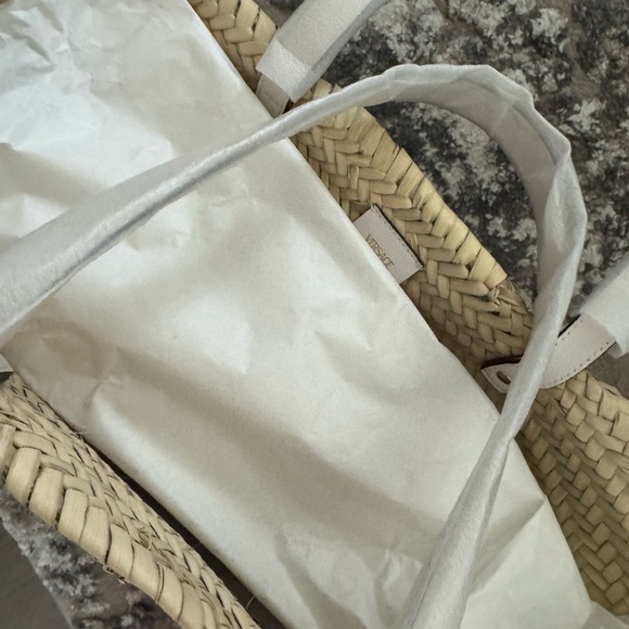 Versace summer woven White handle leather Tote - Picture 4 of 5